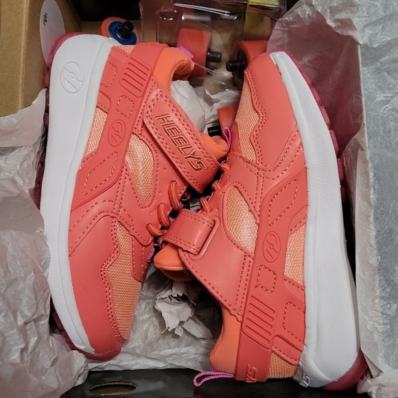 Heelys Other - NWt Heelys sz 13